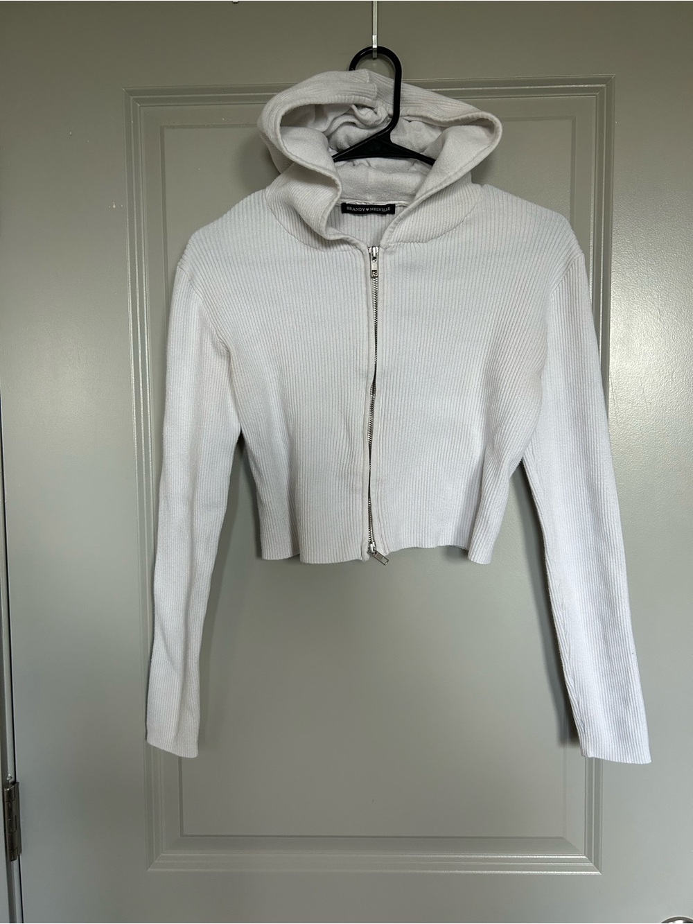 Brandy Melville White Ribbed Cropped Zip Hoodie